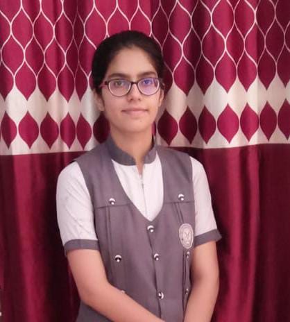 विजय इंग्लिश मीडियम स्कूल की प्रिया रोहरा ने  कक्षा 12वीं की परीक्षा में प्रदेश में 6वाॅ स्थान प्राप्त कर मनेन्द्रगढ़ का नाम किया रौशन 